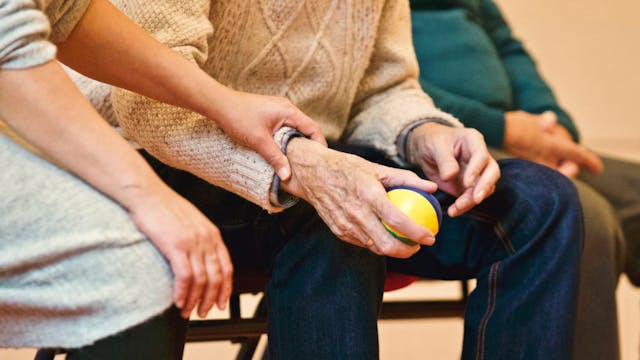 musicoterapia residenze anziani benefici