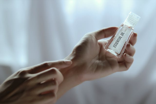 Aromaterapia e benessere dell’anziano: applicazioni nelle case di cura